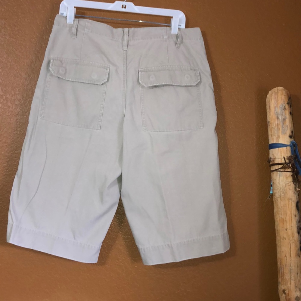 Armani Exchange Khaki Cargo Shorts - Size 31 - Picture 2 of 8